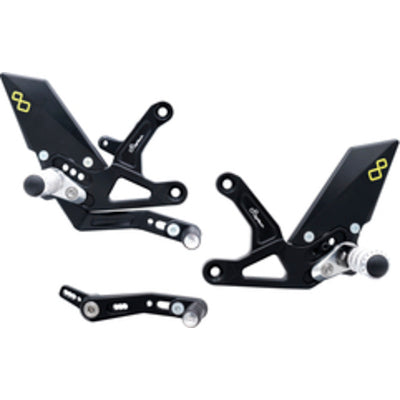 Triumph SpeedTripleRR1200 2022 Pedane Regolabili Con Poggiapiedie Snodati