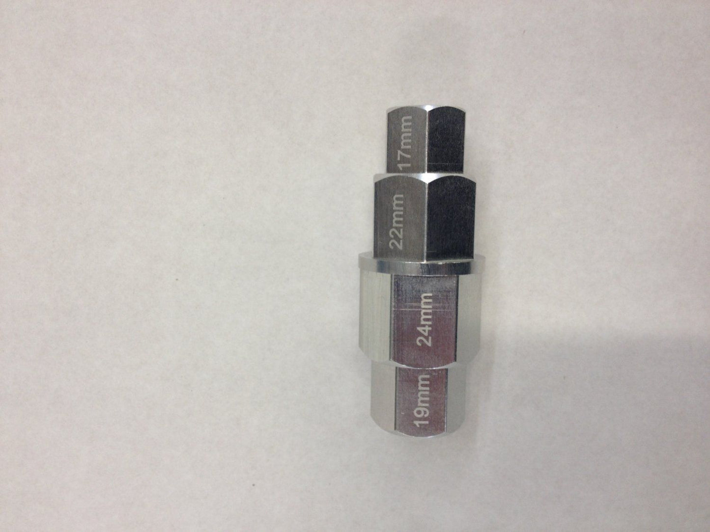 Chiave esagonale univ.perno ruota anteriore (4 misure: 17mm, 19mm, 22mm, 24mm)