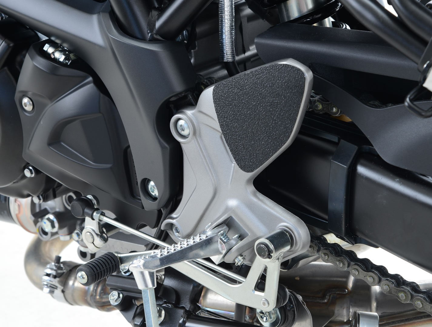 kit 2pz.adesivi anti-scivolo paratacco Suzuki SV650 '16- / SV650X '18-