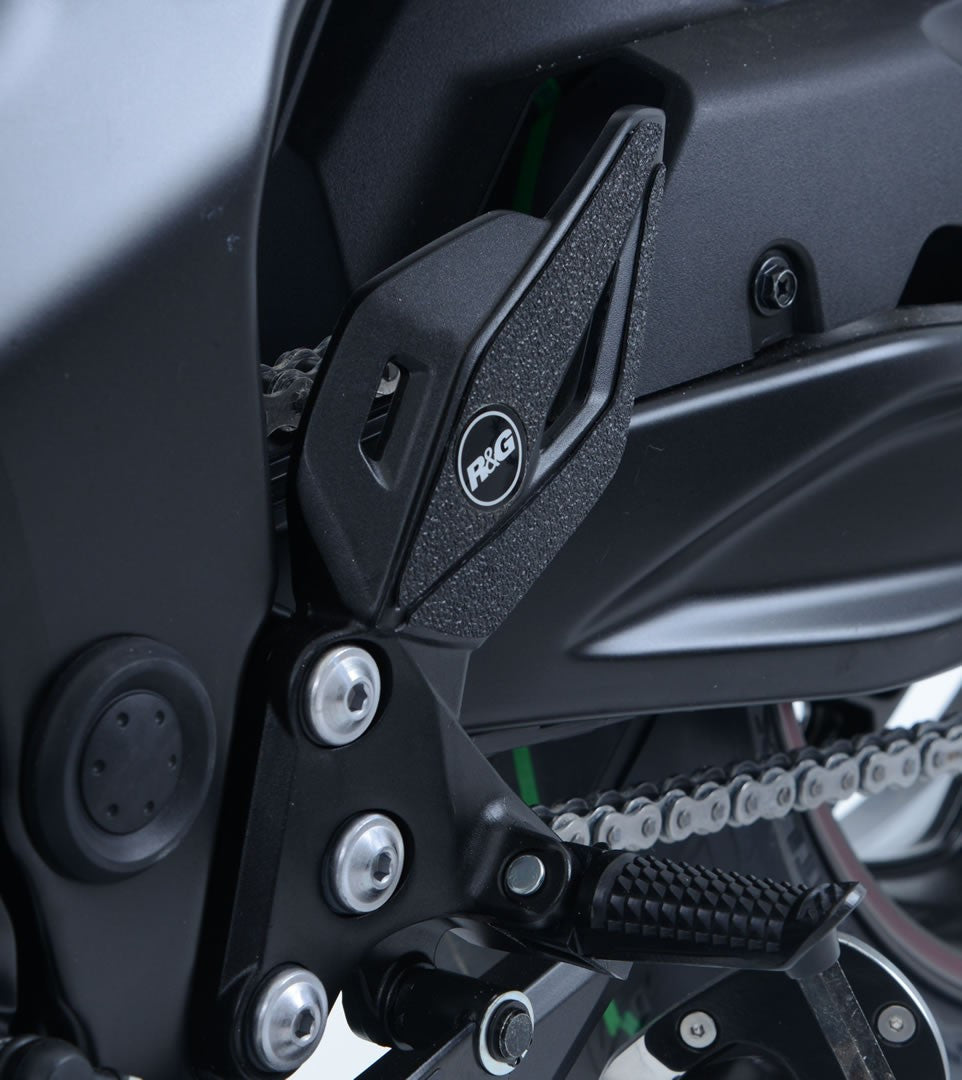 Kit 5pz.adesivi anti-scivolo paratacco Suzuki GSXS 750 '17- - nero