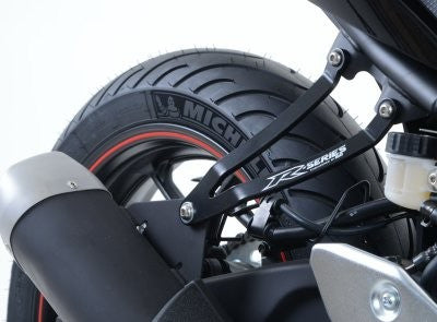 Staffa supporto scarico + piastra fori pedane posteriori, Yamaha YZF-R25 '14- / YZF-R3 '15-