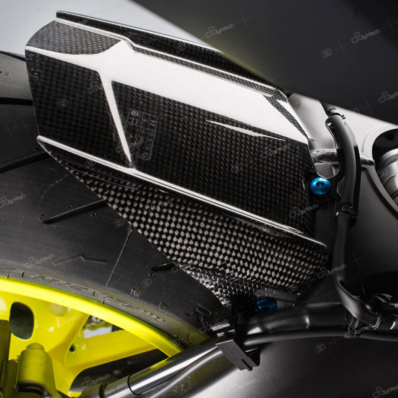 Yamaha MT-09 2023 Parafango Post. In Carbonio