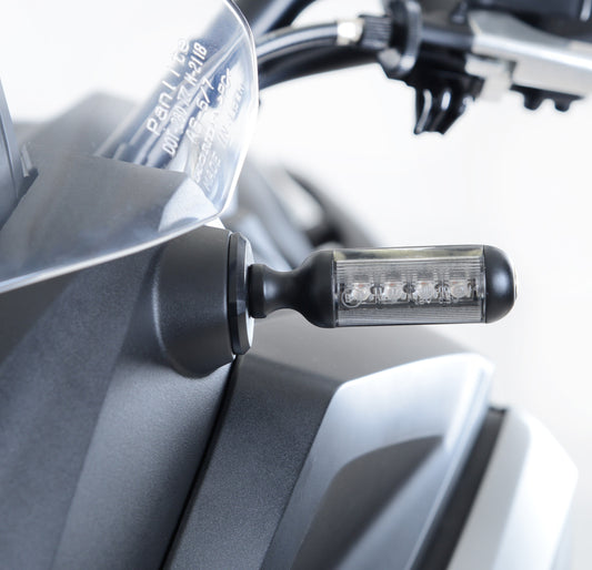 Adattatori per minifrecce anteriori per Honda NC750X '16-'20 uso con minifrecce (minifrecce non incluse)