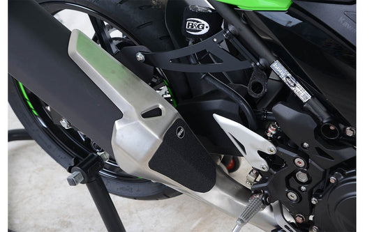 kit 2pz.adesivi anti-scivolo paratacco Kawasaki Ninja 400 / Ninja 250 '18- / Z400 '19- / Z250 '19- - nero