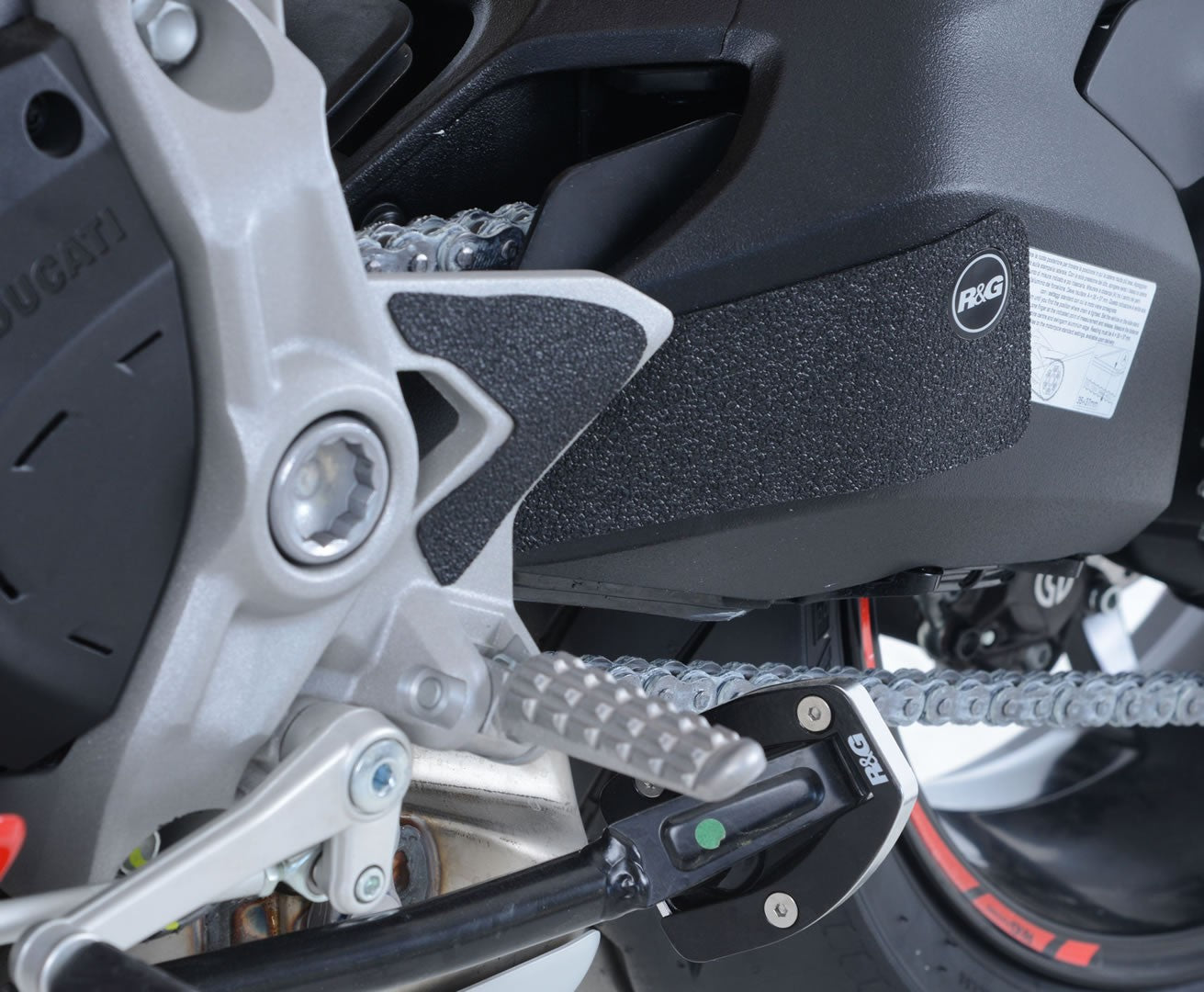 Kit 3pz.adesivi anti-scivolo paratacco DUCATI Supersport S '17-'20 / 950 Supersport (S) '21- nero