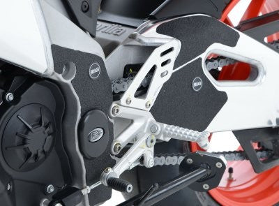 kit 5pz.adesivi anti-scivolo paratacco APRILIA V4 Tuono '11- / RSV4 '09- / RSV4 1100 Factory '19- nero (forcellone e telaio)