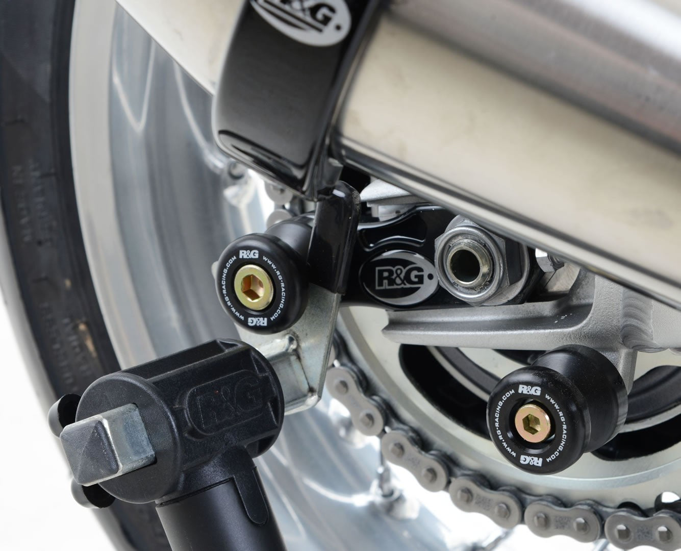 nottolini cavalletto posteriore tipo Offset per Triumph Thruxton 1200 / 1200R / Street Twin 900 / Speed Twin '19- / Scrambler 1200 XC/XE '19-
