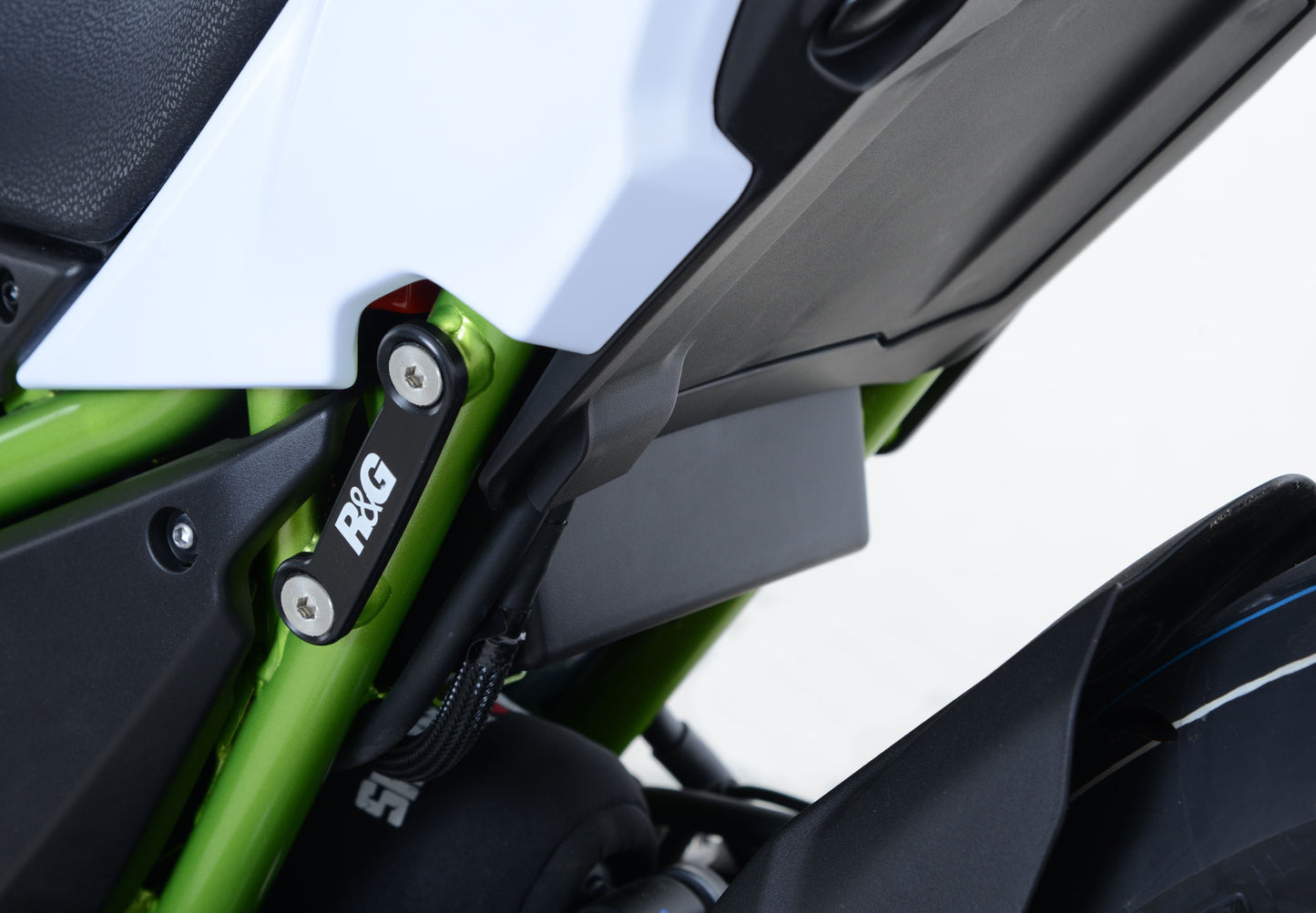 Placchette copri fori poggiapiedi posteriori (paio), Kawasaki Z650RS '22-/ Z650 / Ninja 650 '17-