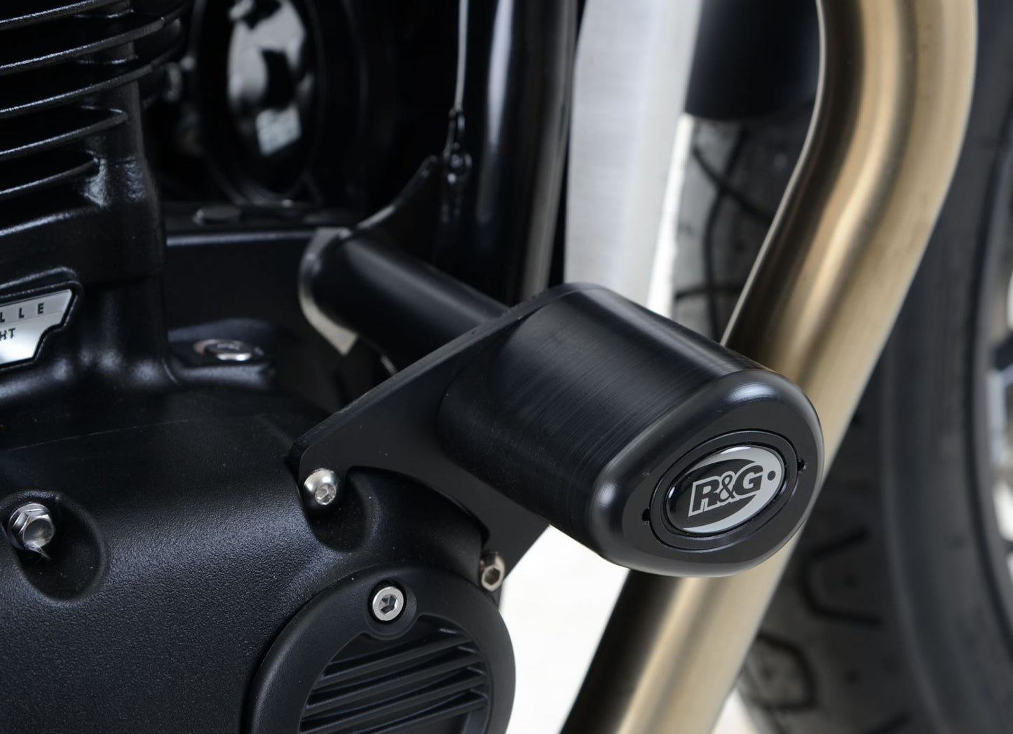 Tamponi / protezioni telaio tipo Aero - Triumph Thruxton 1200 / 1200R fino al 2018 / Street Twin 900 fino al 2018 / T100 / T120 Bonneville / Street Cup '17-'18 / Speed Twin '21