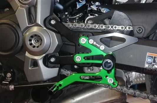PEDANE ARRETRATE ROS MOTO Z900 SE 2024 (VERDE)